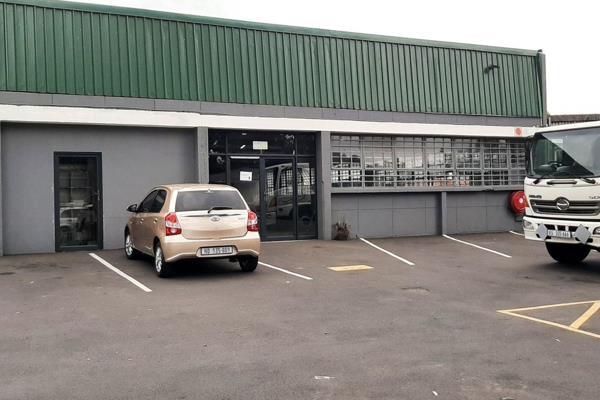 This 600sqm light industrial warehouse for rent in Pinetown is centrally located and fully fenced. The premises is walking distance to ...