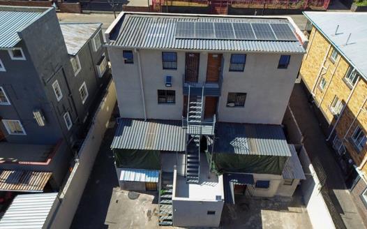 Commercial ƽ̨ for sale in Rosettenville