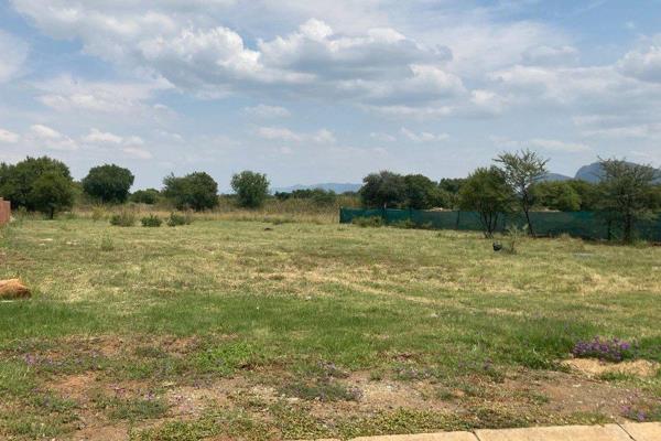 Come and build your dream home on this well positioned stand.

La Camargue Estate is situated on 92 hectares of pristine bush veld. The ...