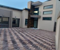 House for sale in Zambezi Manor Lifestyle Estate