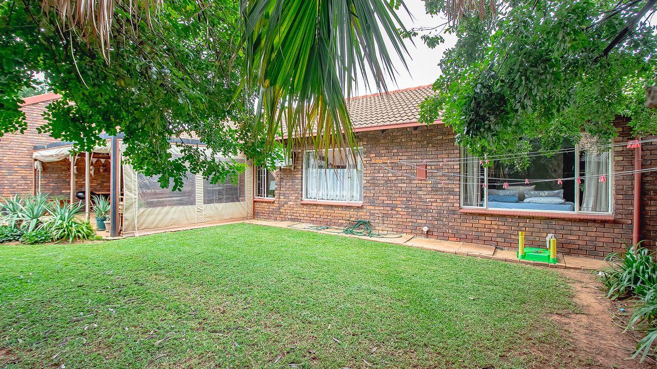 Pierre Van Ryneveld Property Property and houses for sale in Pierre