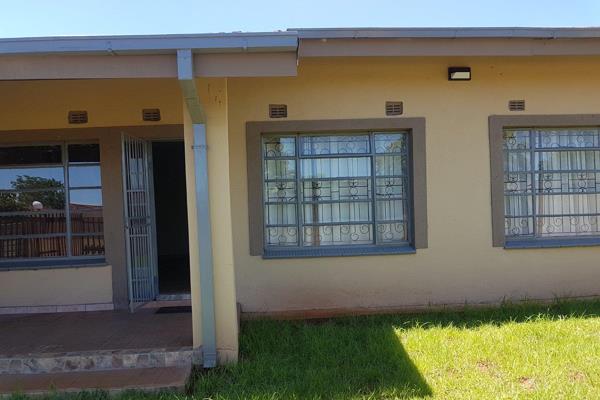 This completely revamped house is located in Lebowakgomo zone B. THe property offers a house with 3 bedrooms, separate bathroom and ...