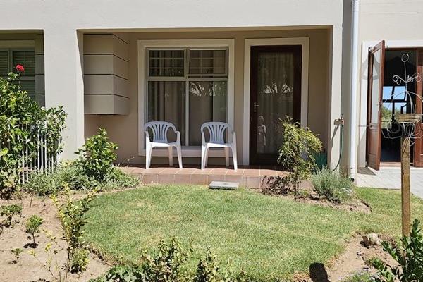 Safe &amp; Secure Retirement Living in the Heart of the Klein Karoo, Oudtshoorn


This spacious open-plan bachelor unit in a secure ...