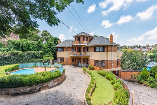 4 Bedroom House for sale in Parktown