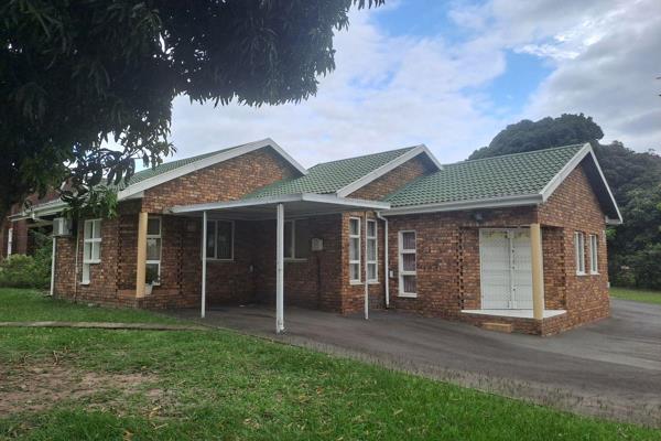 Amazing 3 bedroom, facebrick house set in good location in one of the sought after suburbs of Verulam. The property has 3 bedrooms that ...