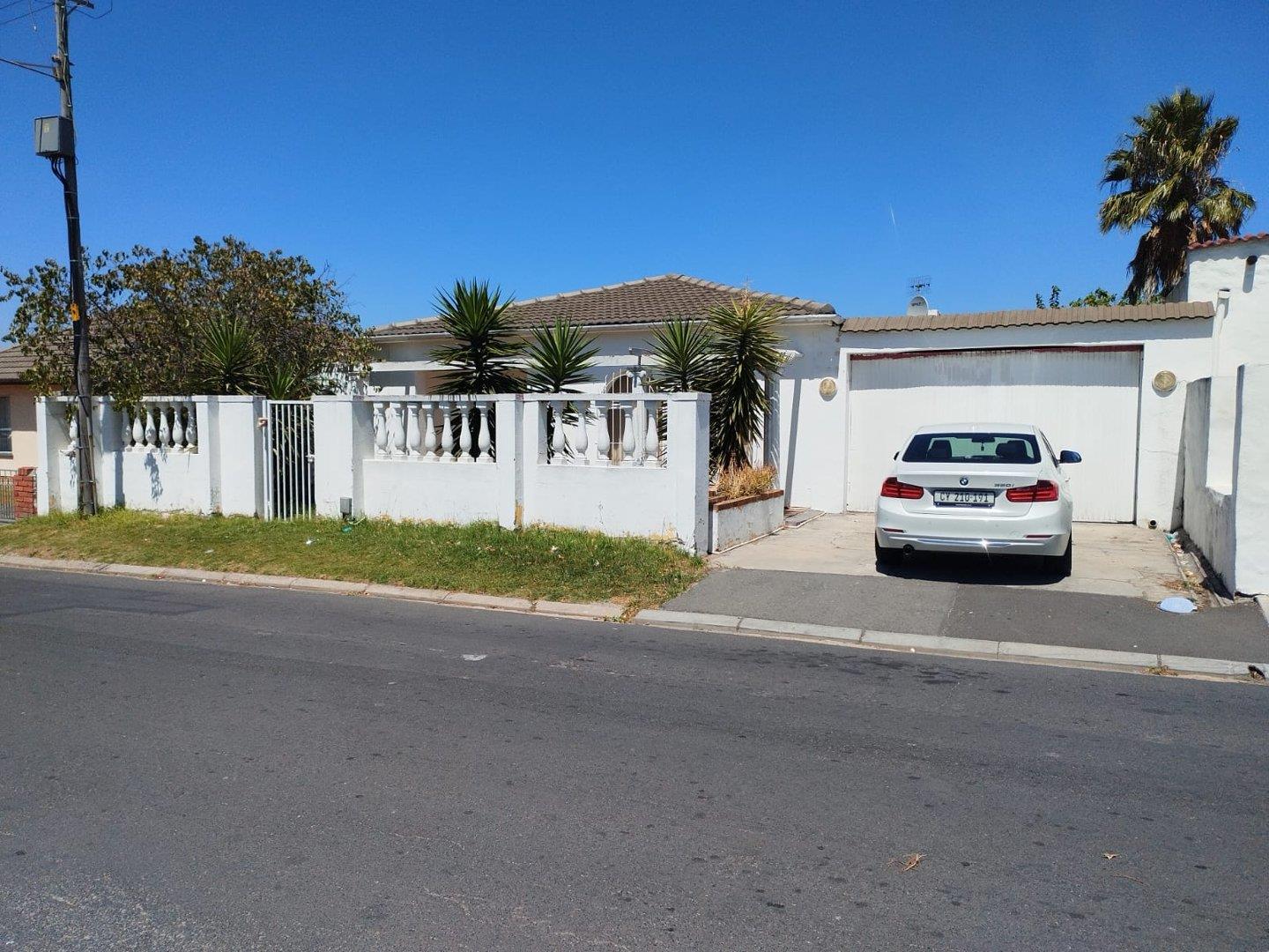 Scottsville, Kraaifontein Property Houses for sale in Scottsville