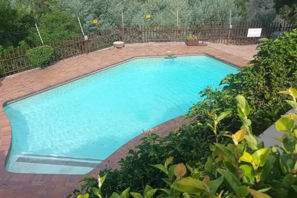 A tranquil complex offerng a pool, lapa and braai facilities.

The unit is well ...