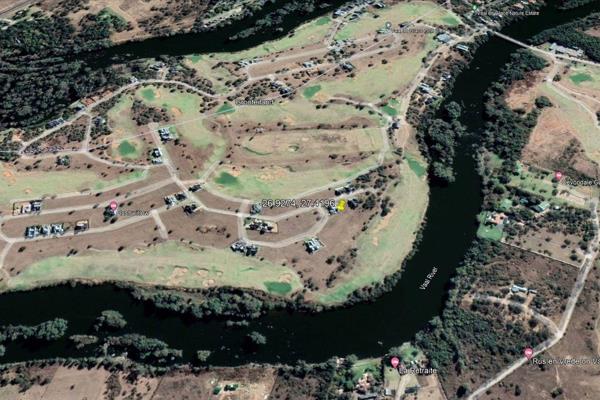 Situated on the renowned Vaal De Grace Golf Estate, this prime stand boasts an enviable location facing the 18th hole and only 160 ...