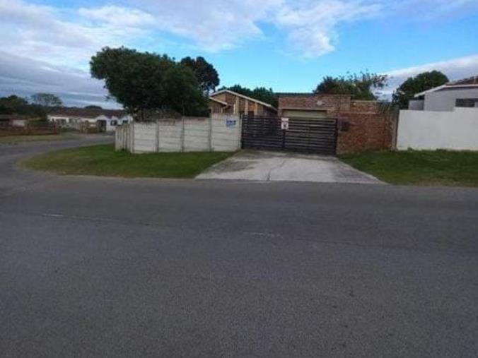 2 Bedroom House for Sale in Rowallan Park