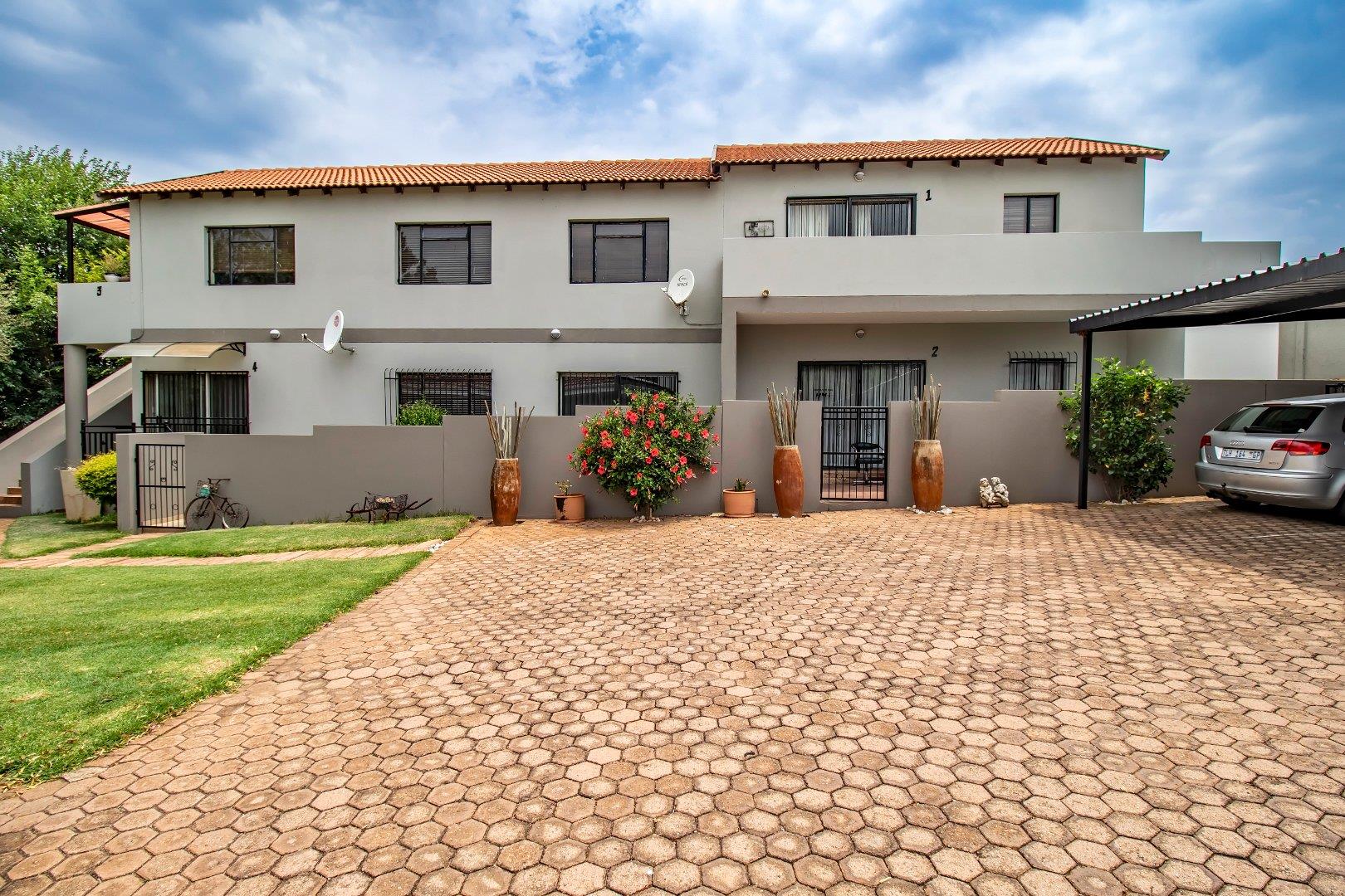 Commercial property for sale in Florida Park 20 Deslin Avenue P24