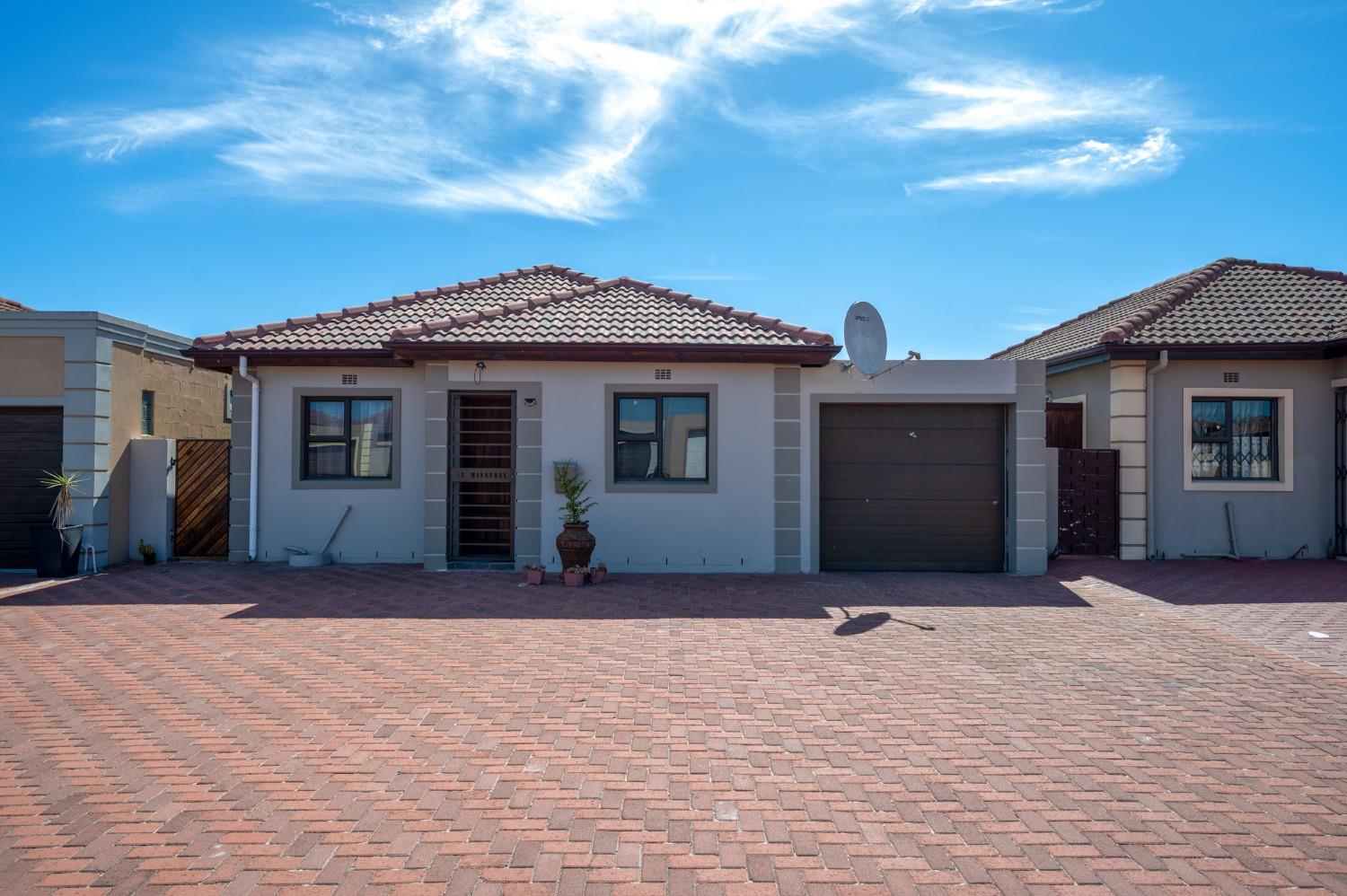 3 Bedroom House for sale in Hagley P24114078594