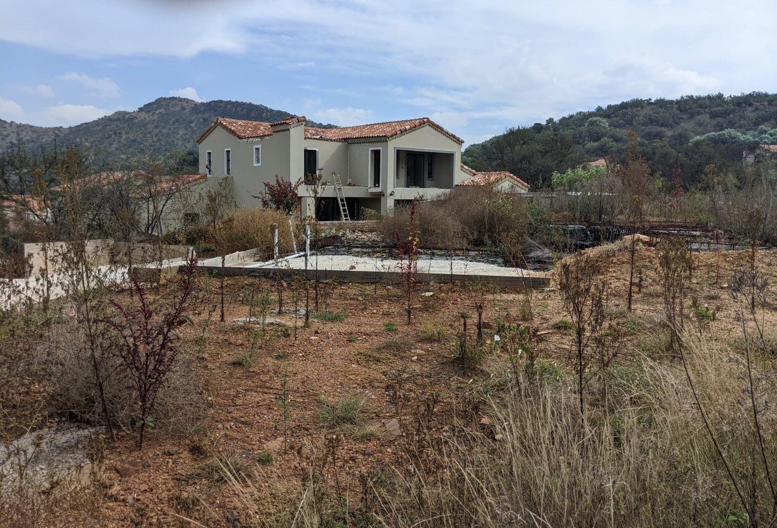 Estate D' Afrique Property Property and houses for sale in Estate D