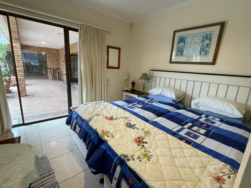 Photo of 4 Bedroom House to rent in Plettenberg Bay Central