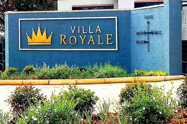 Experience luxury at Villa Royale in the esteemed Golden Acres Estate. This epitome of elegance offers meticulous craftsmanship for ...