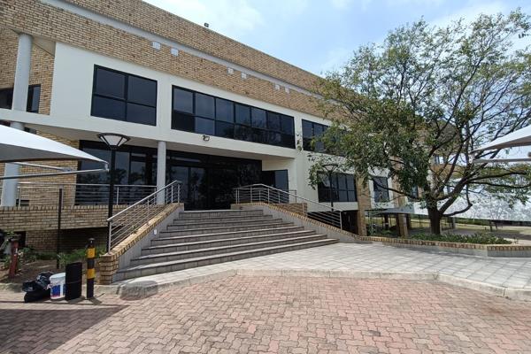 Ideal for a Corporate Head Office!

This free-standing building in the Kyalami area is ...