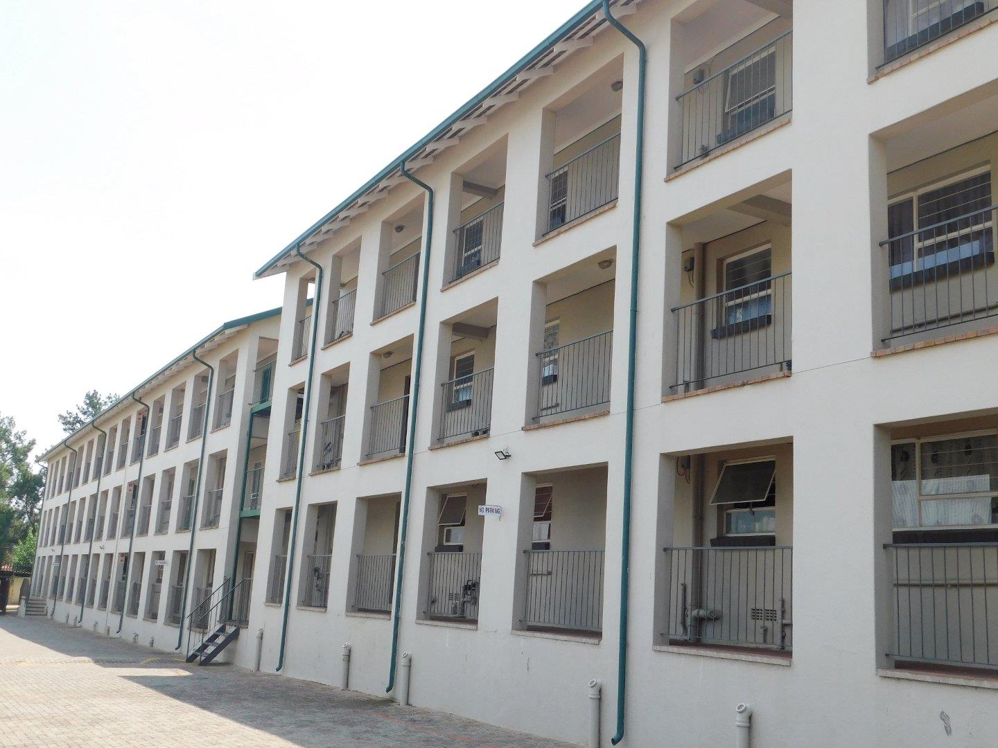 1 Bedroom Apartment / flat for sale in Krugersdorp North 29 Monument