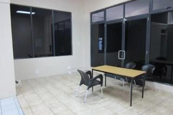 Kopp Commercial is pleased to offer you this 538SQM Office space to let in Umgeni.
- Rental - R60 406.64 Ex Vat
- Operational Cost - R9 ...