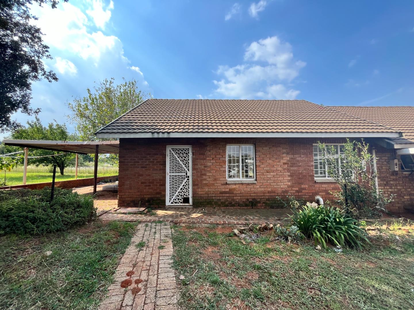 1-bedroom-apartment-flat-to-rent-in-olifantsfontein-160