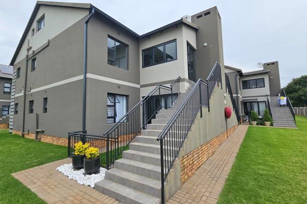 Save R120K+ with no transfer costs or duty. (T&amp;C&#39;s)
3 bright bedrooms (2 large) ...