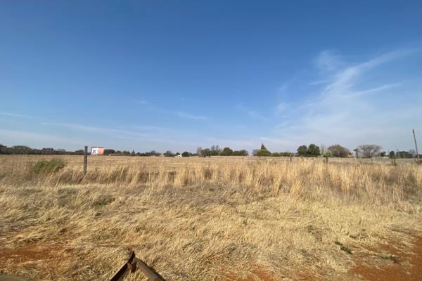 Discover a stunning opportunity with this expansive, pristine vacant plot now available for sale! Spanning 2.2 hectares of open ...