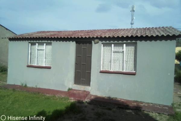 The property has 2 Bedroom ,lounge ,Kitchen and bathroom
It is situated close to Ezibeleni  Shopping Centre
The renovations will be ...