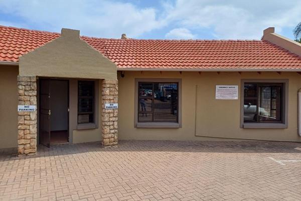 Address: 21 Estcourt Ave, Wierdapark, Centurion, 0157
Size: Approx. 123m&#178;
Rental ...