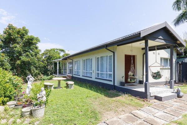 This is a lovely, modern, newly renovated home, nestled in the sought-after area of Shelly Beach is boasting a lovely open plan design ...