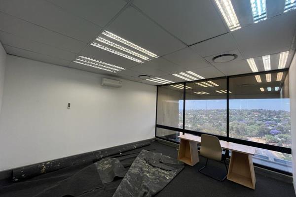 This stunning office space located in the heart of Auckland Park, measures 200sqm and is ...