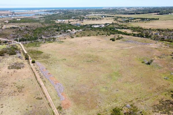 I have the privilege to be able to offer 2 x amazing 5 hectare properties situated on the Long Ridge Road approximately 6 kilometers ...