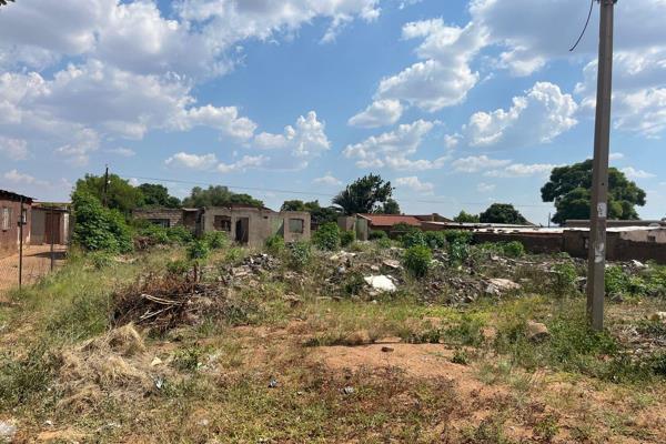 Ready for business...
This vacant land is ready to be developed for rooms or apartments and earn a profit