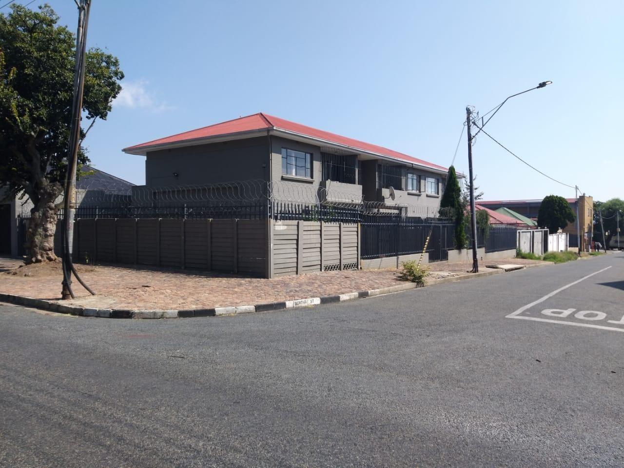 2 Bedroom Apartment / flat for sale in Regents Park P24114102215