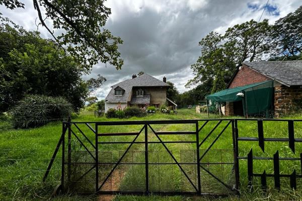 Scenic does not even begin to describe the beauty and tranquillity this farm has in every corner. Immerse yourself in your surroundings ...