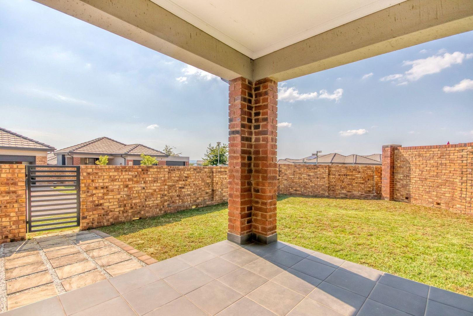 3 Bedroom House for sale in Lion Pride P24114107718