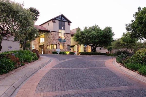 The sellers want R2,900,000 but will consider offers from R2,700,000.

Come make an ...