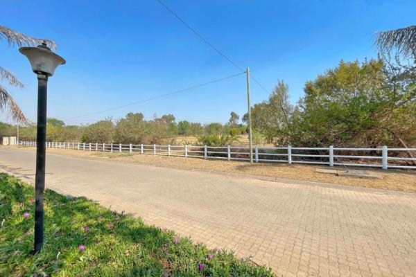 Vacant land in the secure Lafayette Country Estate that forms part of the greater Beaulieu Country district of Kyalami.
Ideal for a ...