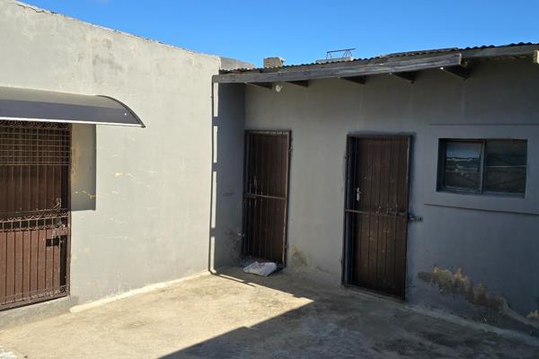 Re/max Border is proud to present this property comprising the main house and 3 flatlets to generate more income of R4 500.00 ...