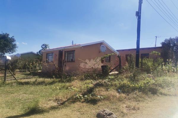 ID Properties is excited to presents to you this house situated in a quiet area of Mdantsane. 

This house has four bedrooms and is ...