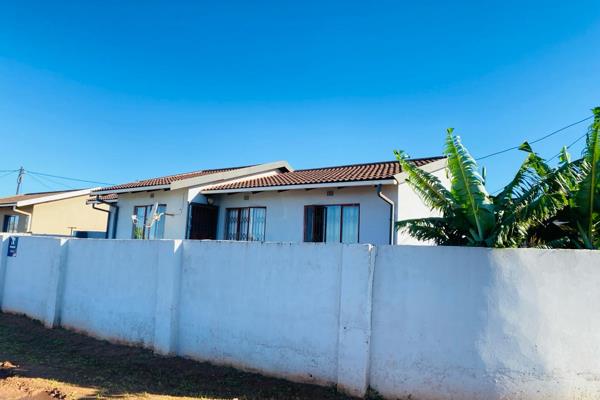 This beautiful and neat  house is up for sale in Mhlathuze Village
 Consist of the following: 3 bedrooms, bathroom, lounge,
beautiful ...