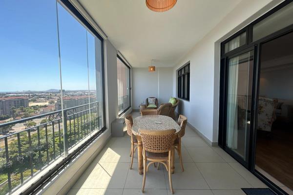 With uninterrupted views of Table Mountain and the Ocean, this 3 bedroom apartment in ...