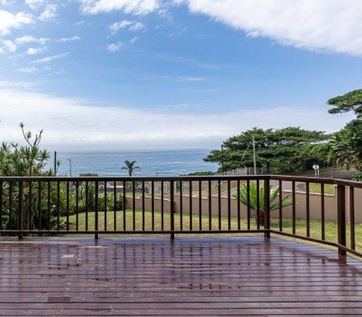 4 Bedroom House for sale in Bluff P24114034104