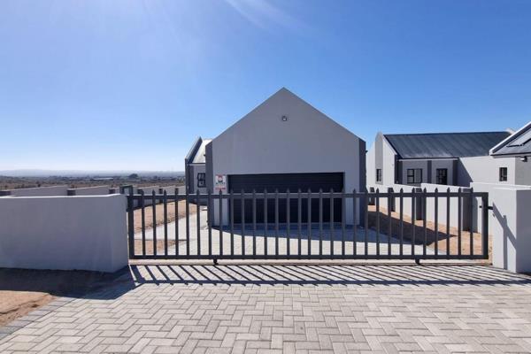 Lovely three-bedroom, two-bathroom home in Saldanha Bay for sale. 

This 131 square ...