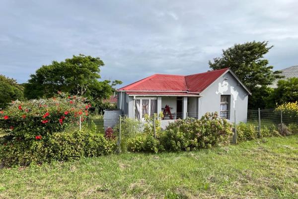 This old home, situated on the corner opposite Port Alfred High School, is looking for a new loving owner. The home has beautiful ...