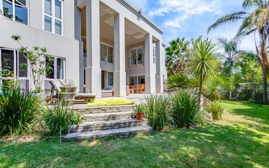 5 Bedroom House for sale in Bryanston