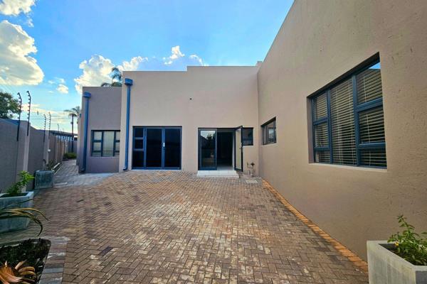 Property situated on popular and busy street in Garsfontein. 

Ideal location for ...