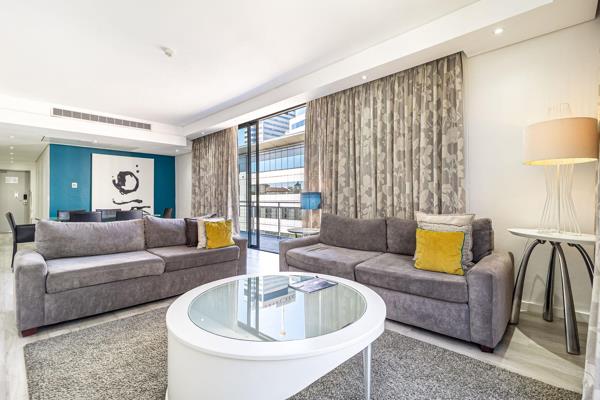 Welcome to your spacious urban retreat in the heart of the city! 

This magnificent 3-bedroom, 3-bathroom apartment, boasting an ...