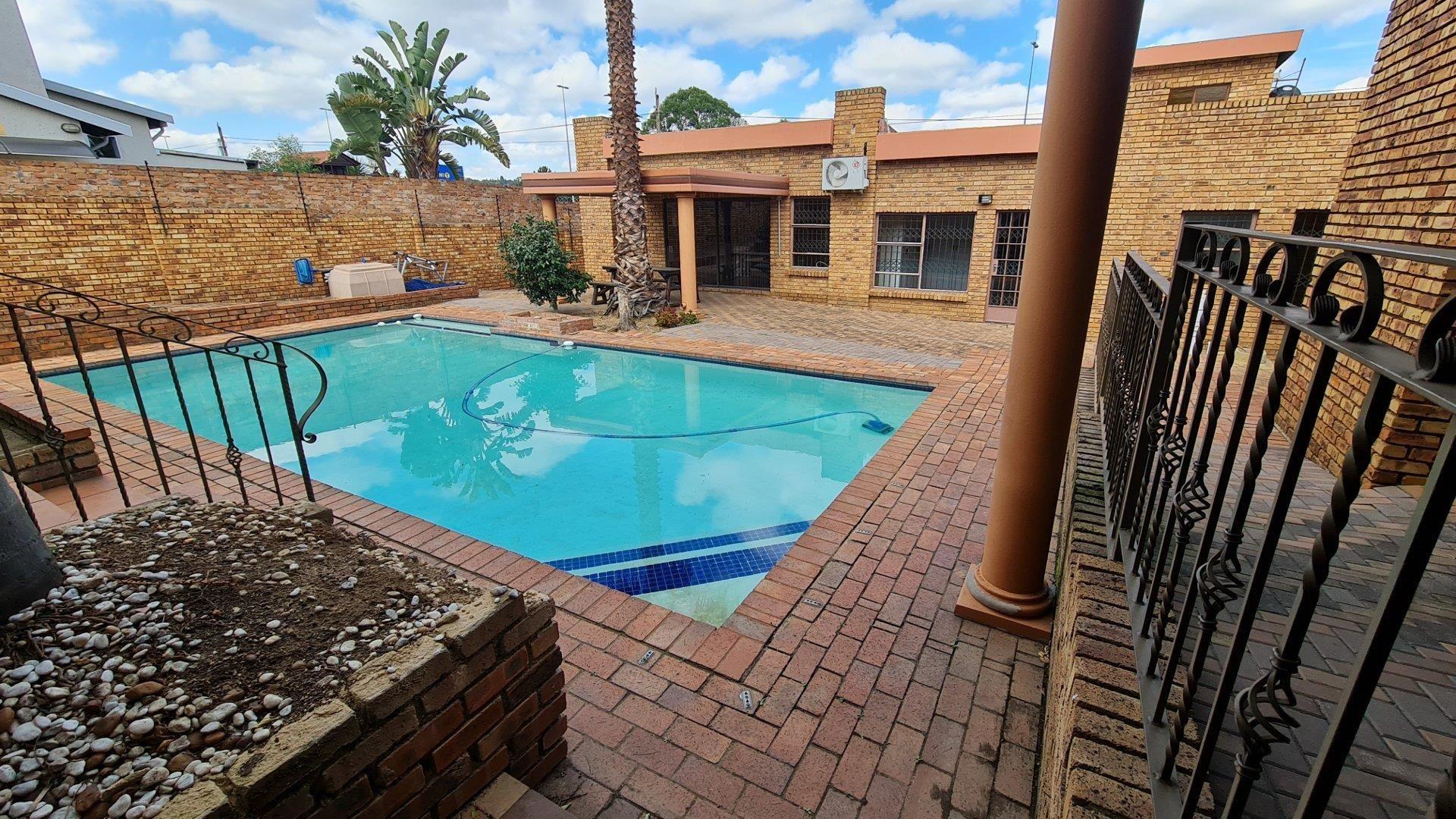 4 Bedroom House for sale in Sunninghill 662 Tesla Crescent P24