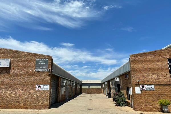 This amazing Industrial property is for sale in Silverton Ext 4. The 582 m2 face brick building is well maintained and in mint ...