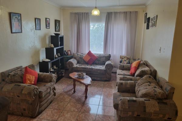 This well-maintained, spacious 3-bedroom house is located on a quiet street in ...