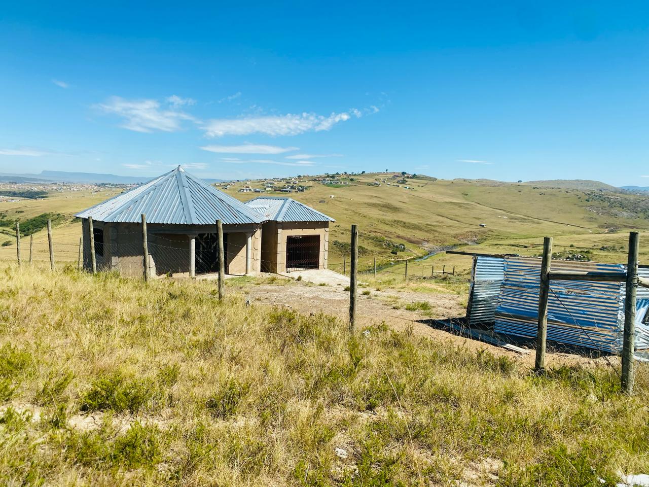 1 Bedroom House for sale in Mthatha Rural P24114137253