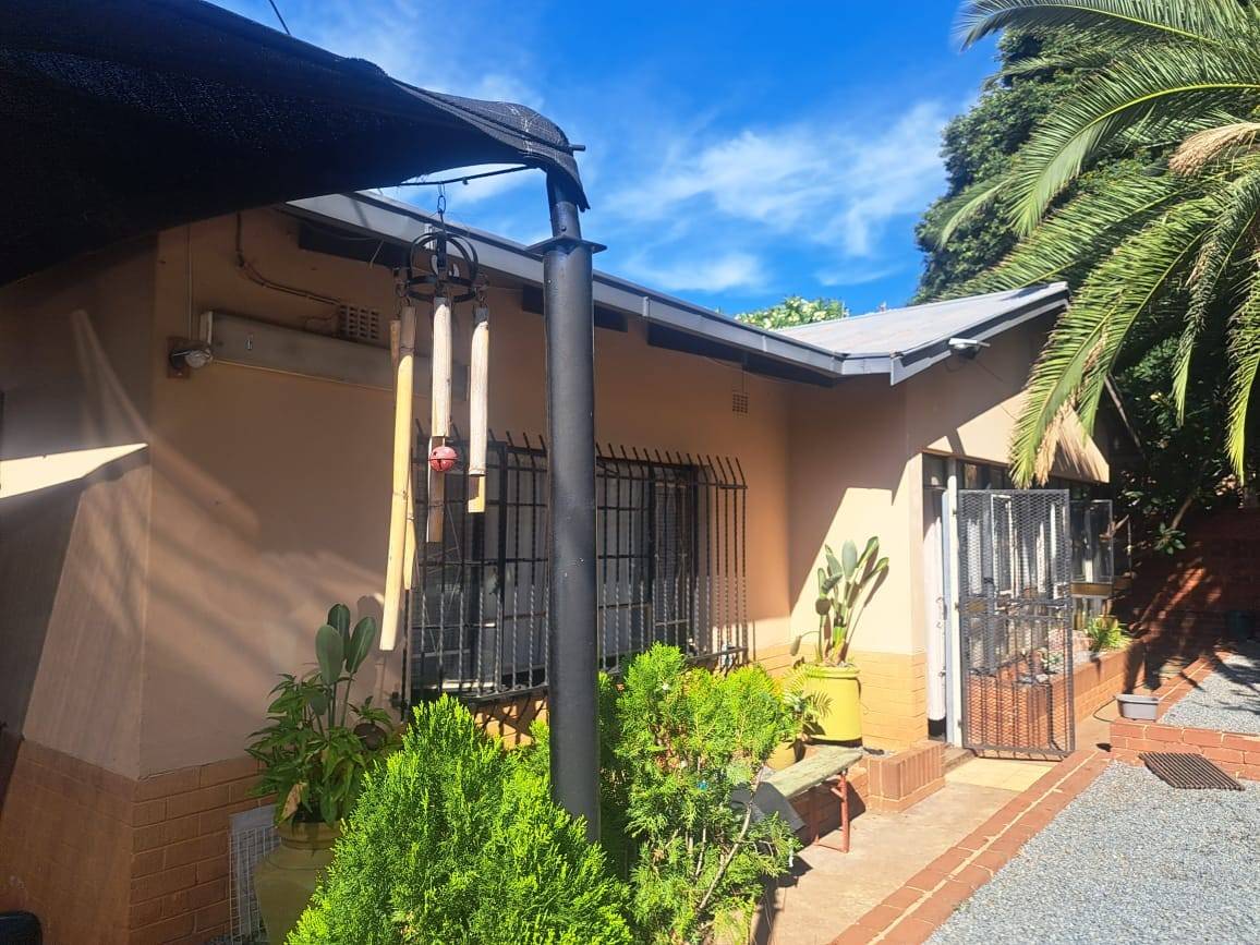 3 Bedroom House for sale in Mountain View P24114142359